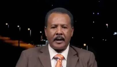 القبض على خبير استراتيجي ببورتسودان بتهمة الاحتيال على مراسل الجزيرة